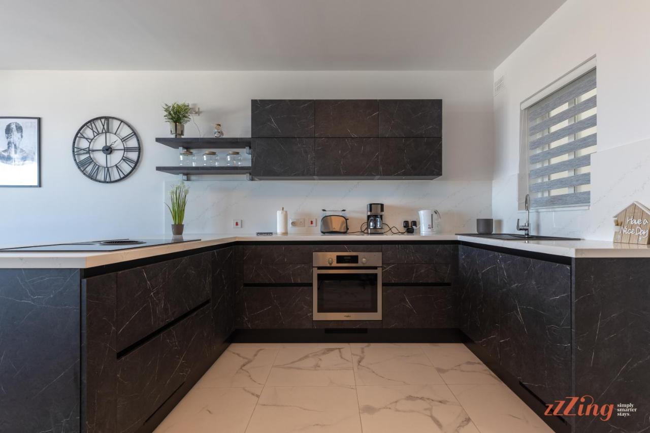 A Stunning Apartment With Spectacular Sea Views St. Paul's Bay Exteriör bild